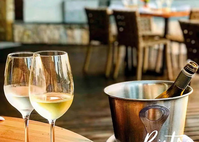 Ilha Branca Exclusive Hotel